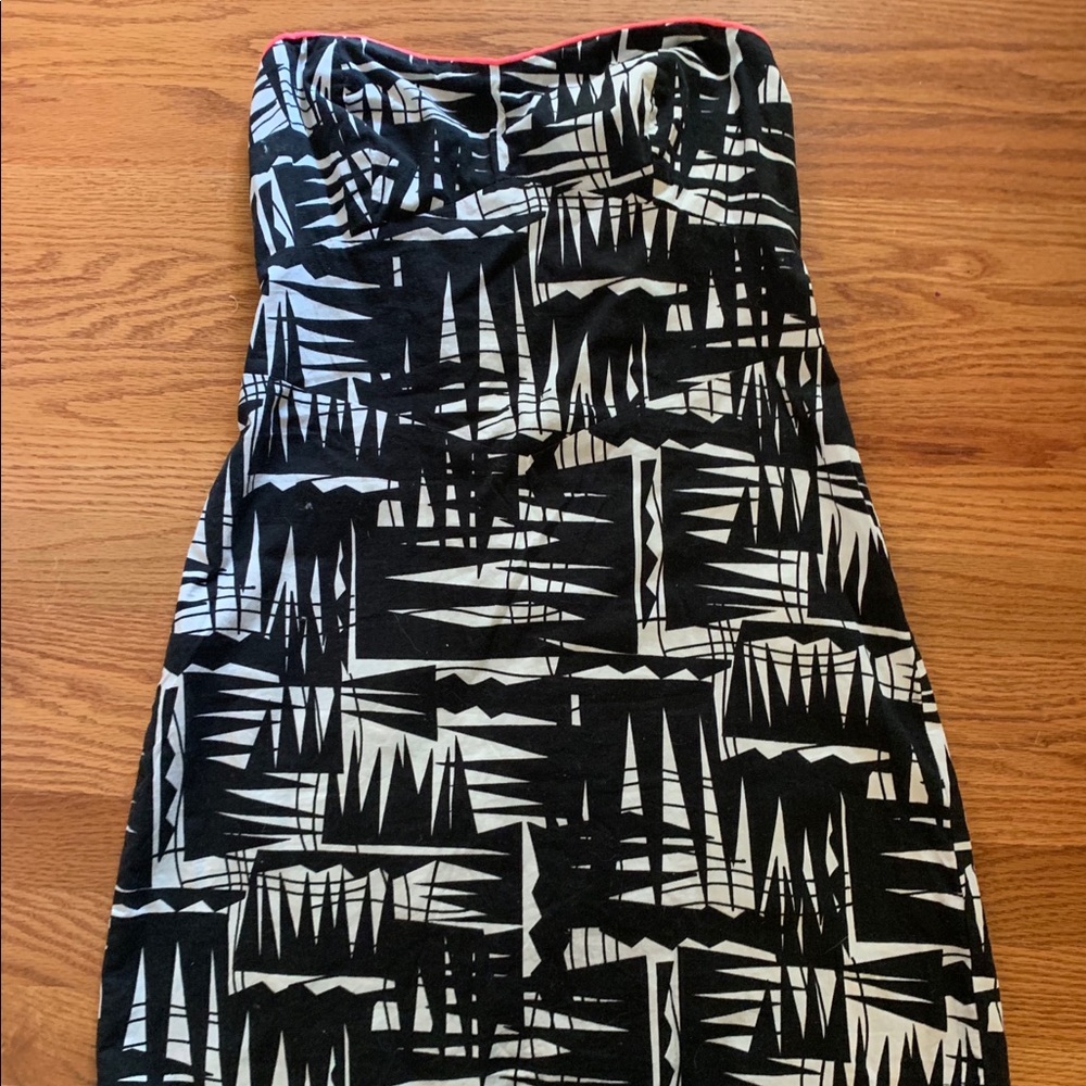 Fitted pool cover up